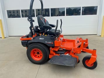 Main image Kubota Z724X